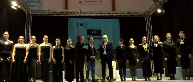 Il Festival delle Arti di Vibo chiude con\u00A0la sfilata degli studenti: in passerella le creazioni del maestro\u00A0Affidato\n