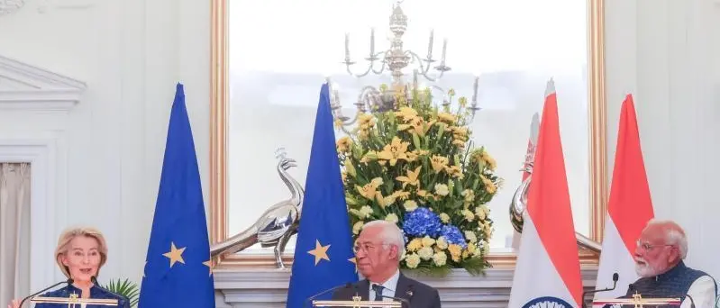 Firmato l’accordo commerciale India-Ue, intesa da 250 miliardi di euro\n