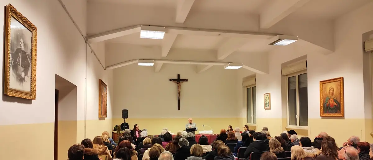 Le nuove periferie esistenziali nel libro\u00A0di Don Simone Gatto\n