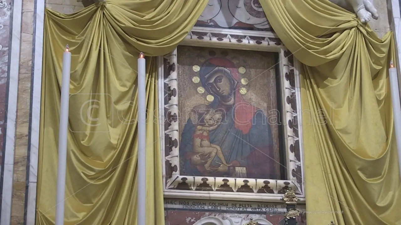 L’icona originale della Madonna del Pilerio torna in Cattedrale: a Cosenza\u00A0via alle celebrazioni per i 450 anni dalla peste\n