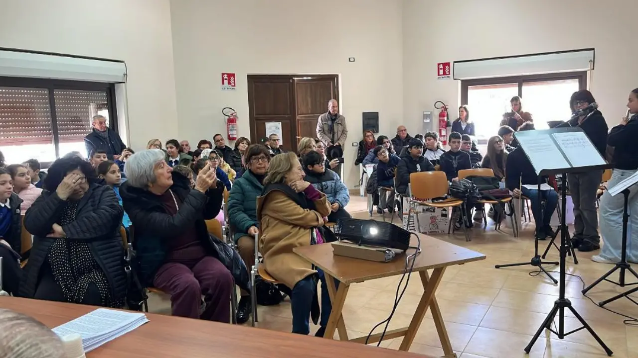 Briatico celebra la Giornata della Memoria: studenti protagonisti nel ricordo dei marchesi Albani Bisogni e di Nicola Ventrice\n