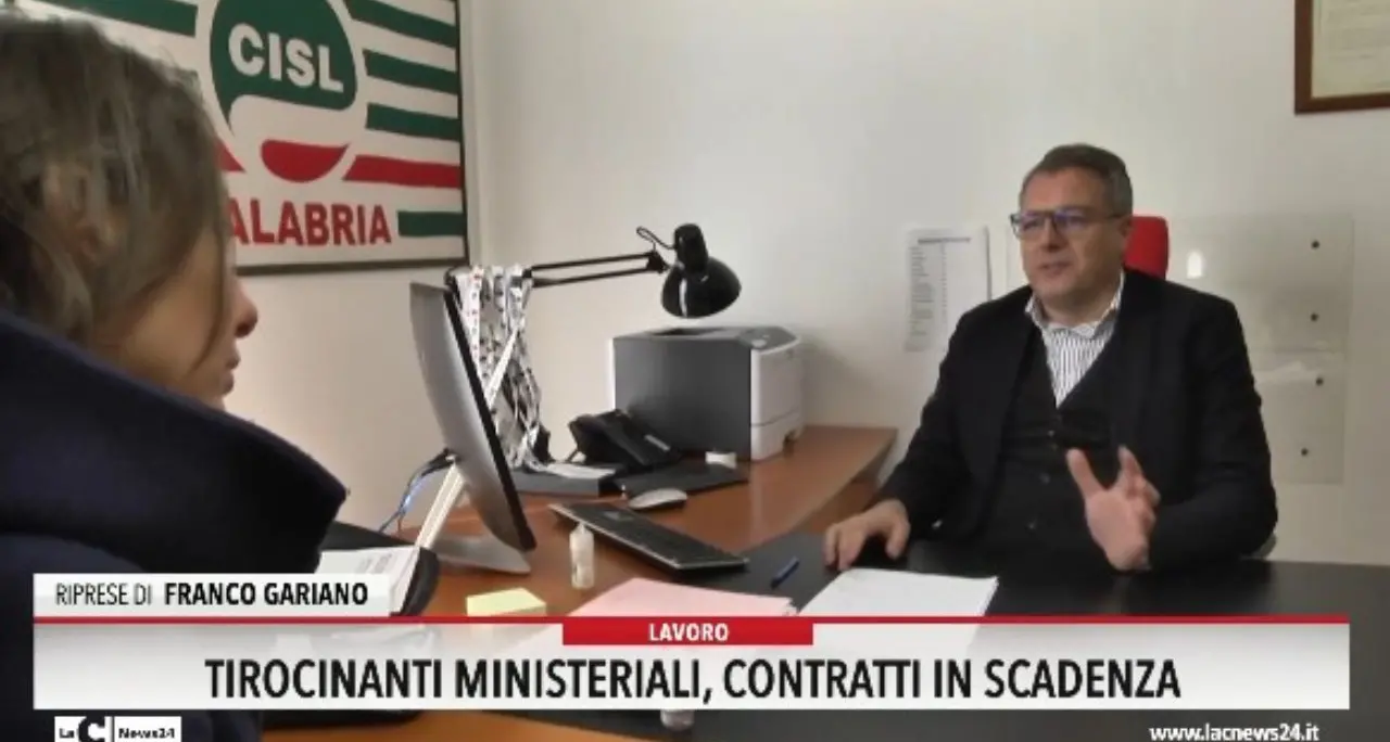 Tirocinanti ministeriali, contratti in scadenza