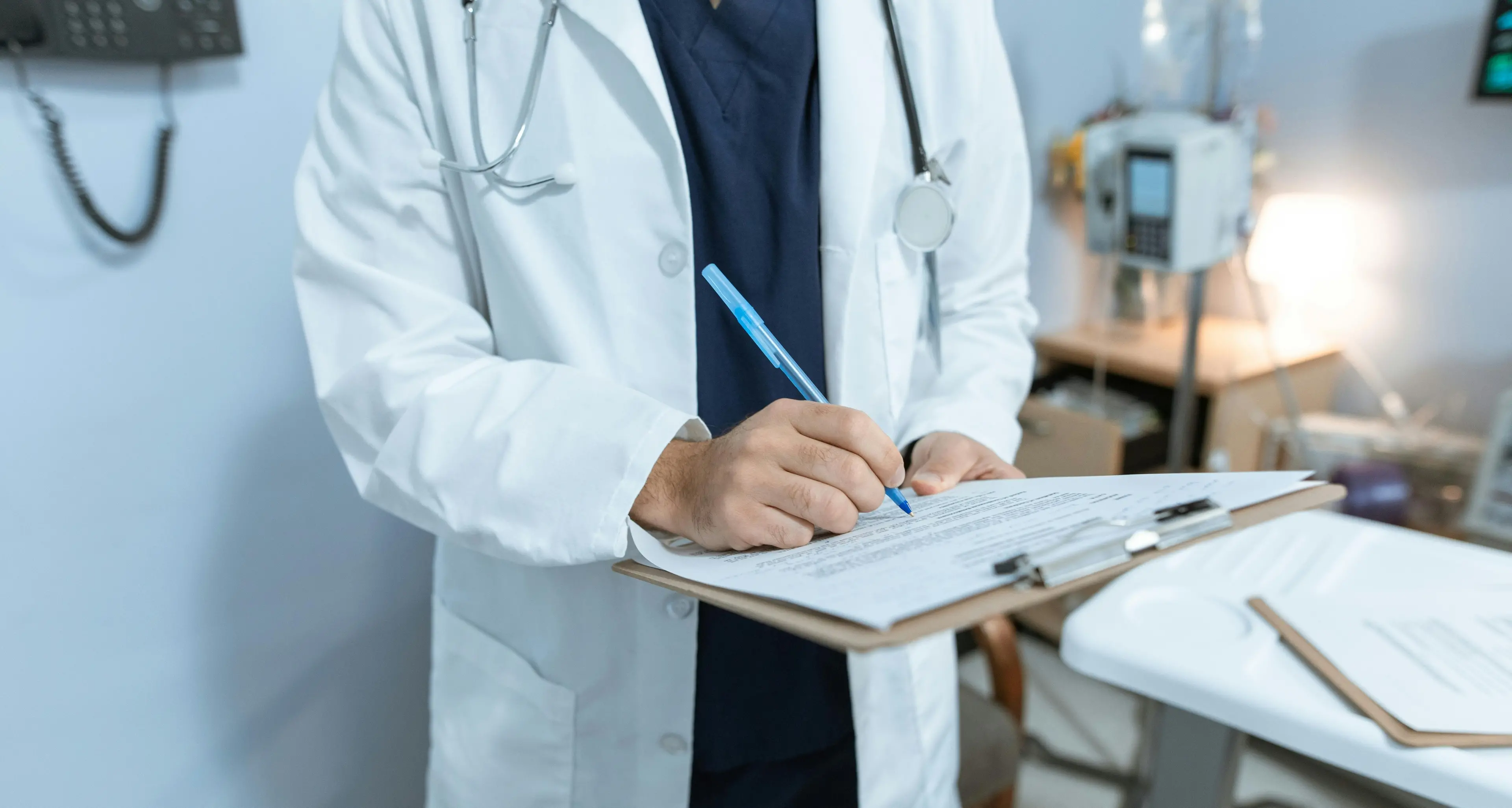 Calabria fanalino di coda nel Pnrr Sanità (che va malissimo in tutta Italia): decina di cantieri ancora fermi\n