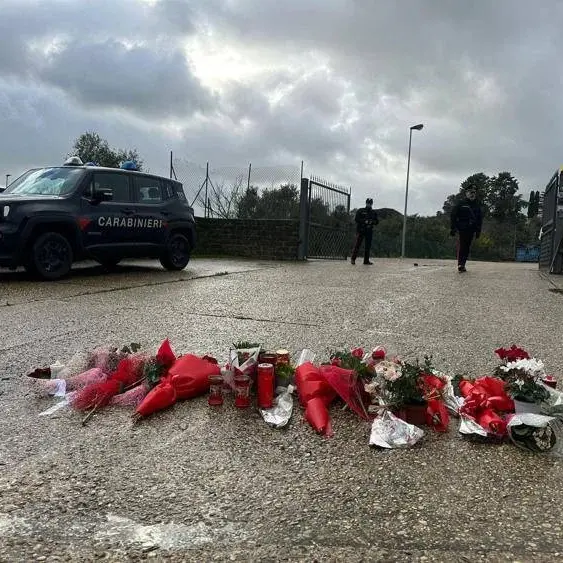 Femminicidio Anguillara, il figlio di 10 anni affidato ai nonni materni e al sindaco