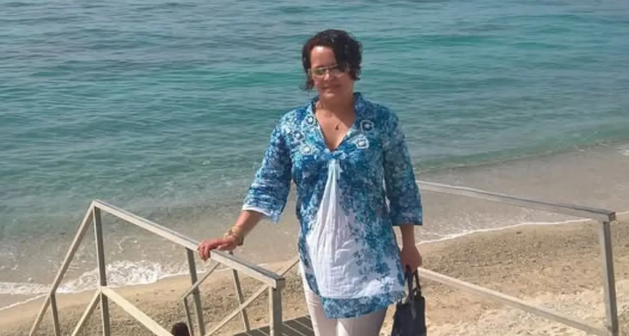 Da 12 giorni in obitorio senza sepoltura, il Comune di Tropea sblocca la situazione: funerali in cattedrale\n