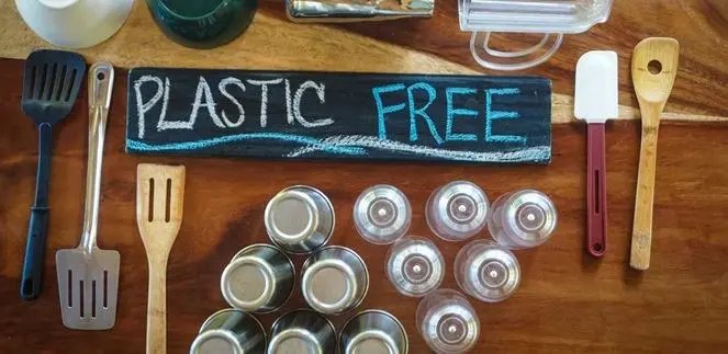 Scuole «plastic free», 30mila euro per cambiare le abitudini: il progetto supera la verifica europea ed entra nella fase attuativa\n\n\n