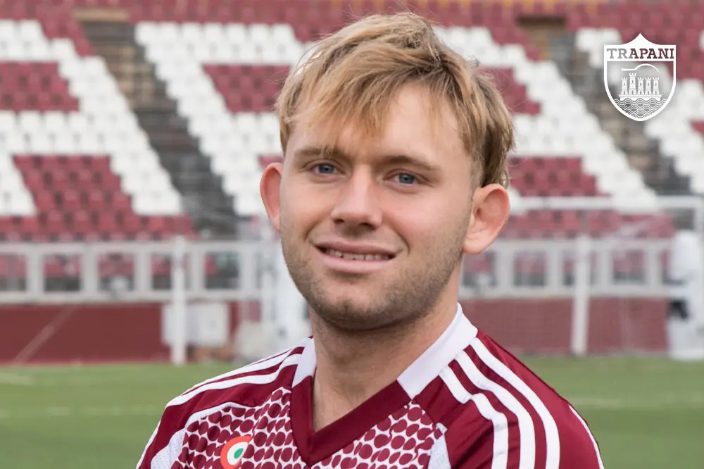 Cosenza, accelerata per un jolly di centrocampo: è Ruggiero dell’Audace Cerignola\n