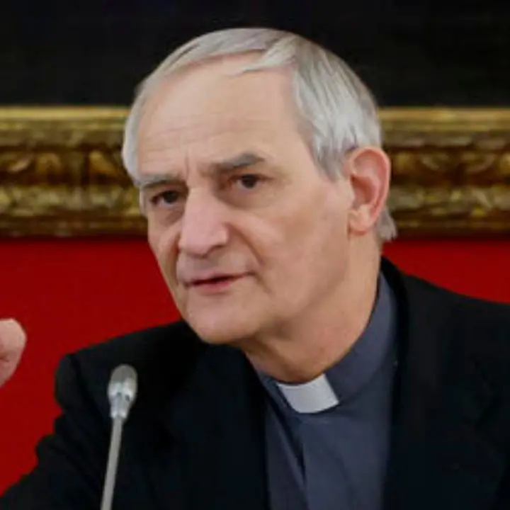 Zuppi: «Viviamo l’età della forza». L’Italia spaesata, la paura che cresce e la risposta silenziosa di una Chiesa che resiste\n