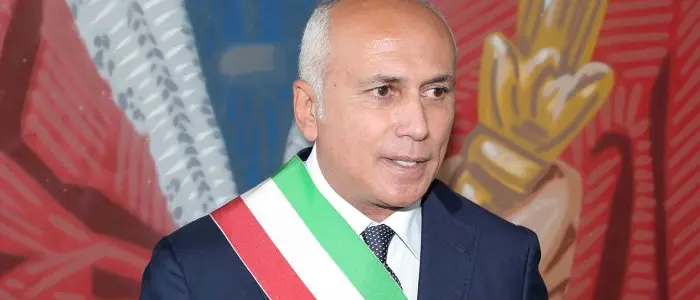 Franz Caruso si candida alla guida della Provincia di Cosenza\n