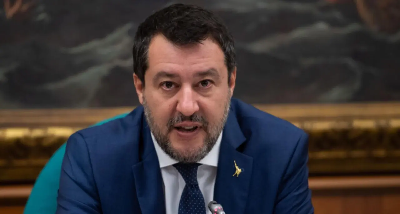 Salvini in Calabria e Sicilia: visita del vicepremier domani nelle zone colpite dal ciclone Harry\n