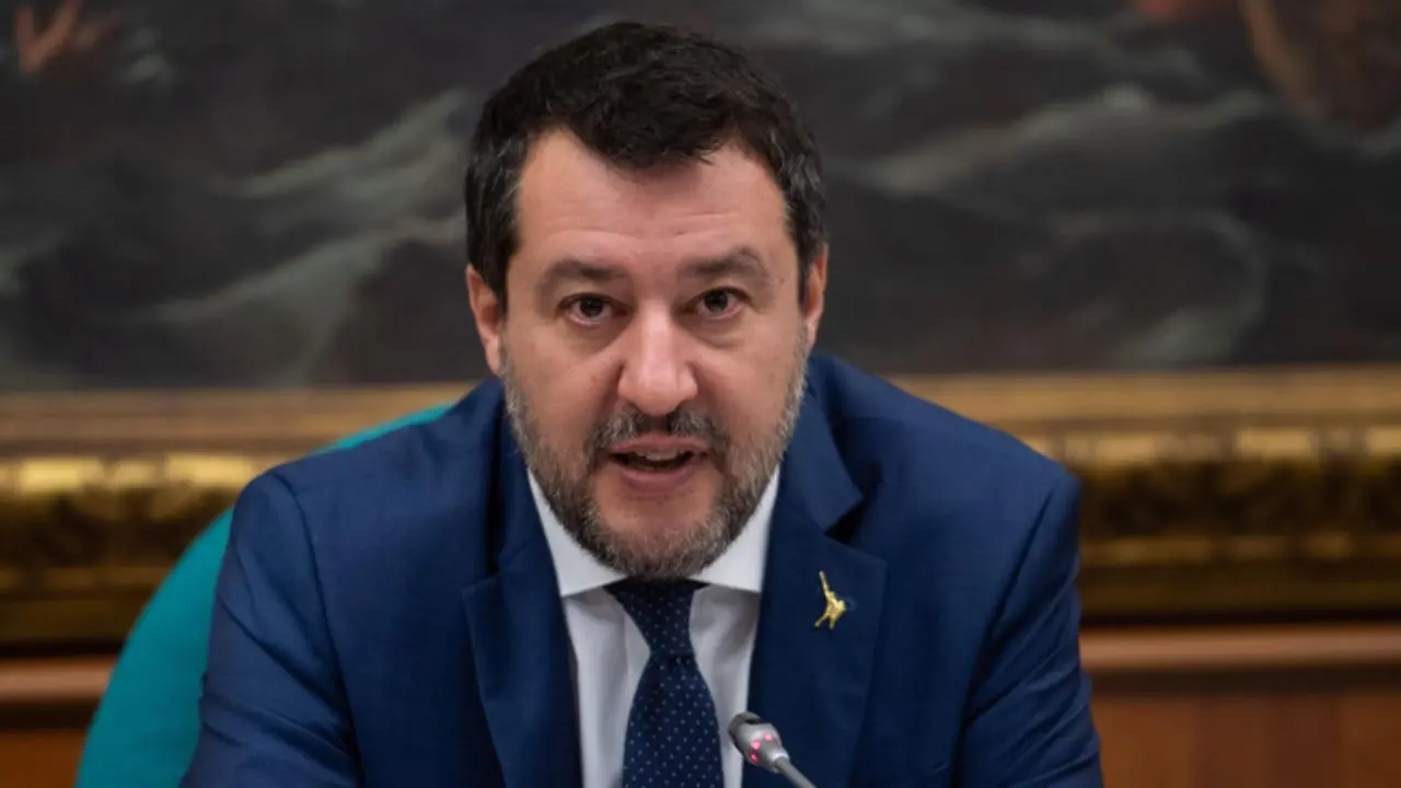 Salvini in Calabria e Sicilia: visita del vicepremier domani nelle zone colpite dal ciclone Harry\n
