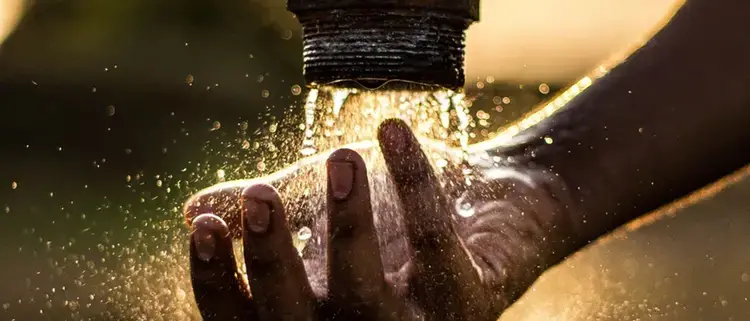 Isola Capo Rizzuto senza acqua potabile dal 2023, l’inchiesta continua:\u00A0la Procura “bussa” a Sorical, Arrical e Comune\n