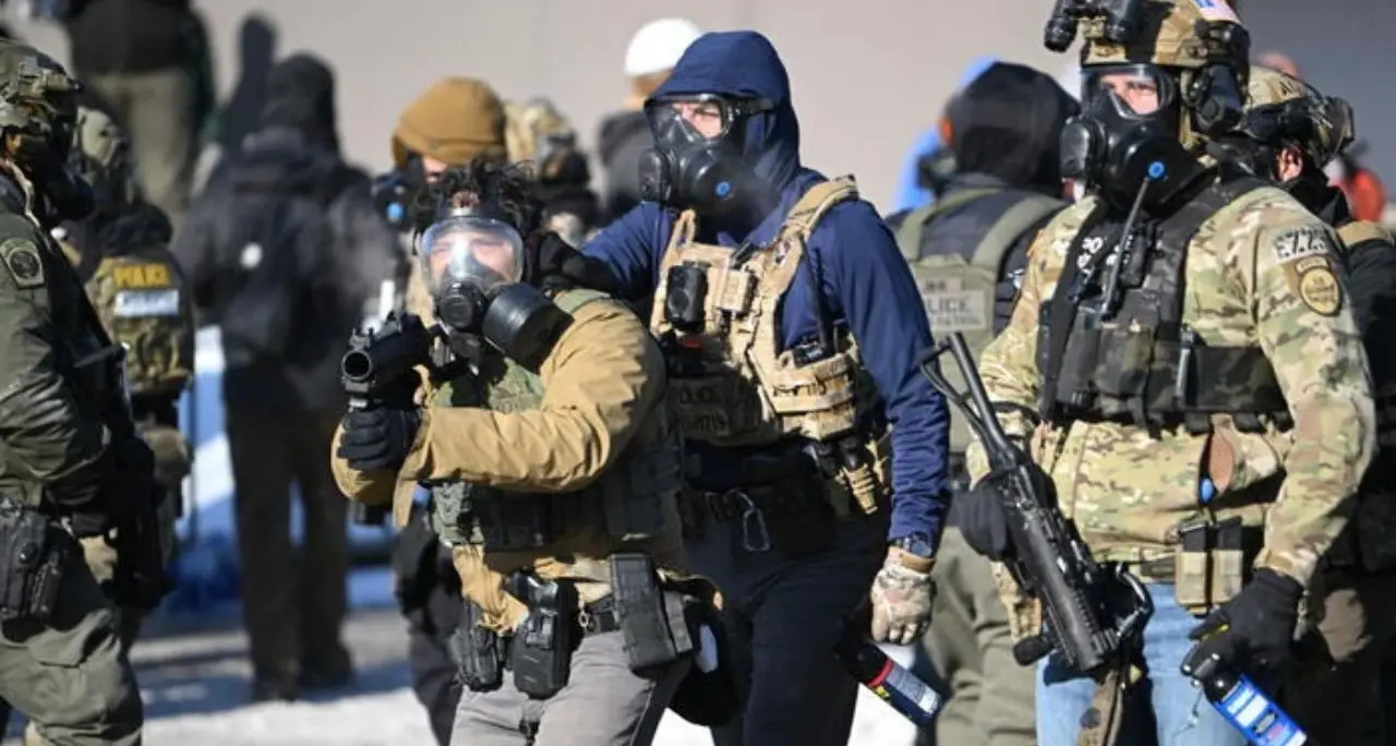 Ice a Milano-Cortina, il governo mette i paletti: «Solo consulenza e intelligence». Ma l’ombra di Minneapolis non si spegne\n