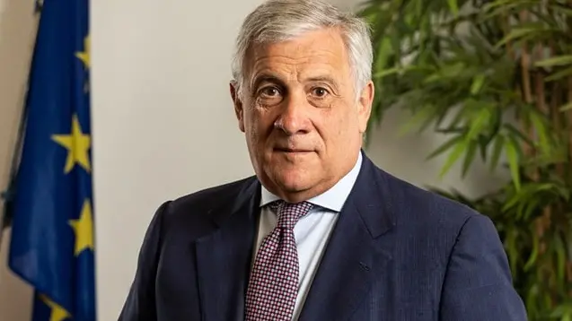 Tajani sui danni del maltempo «Usare i fondi del Ponte? Valutiamo ma l’opera va fatta». Lunedì sarà in Calabria