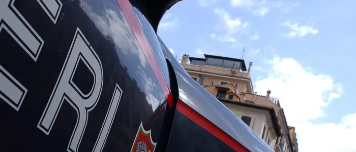 Perseguita l’ex moglie anche dai domiciliari, torna in carcere un 52enne di origini calabresi\n