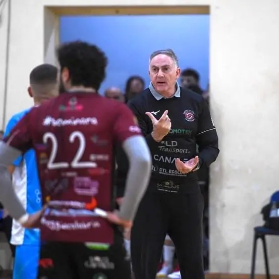 Dhelios Reggio Calabria, mister D'Aquino: «Il gruppo cresce, nonostante la classifica. Il pubblico e la squadra ci sono»\n