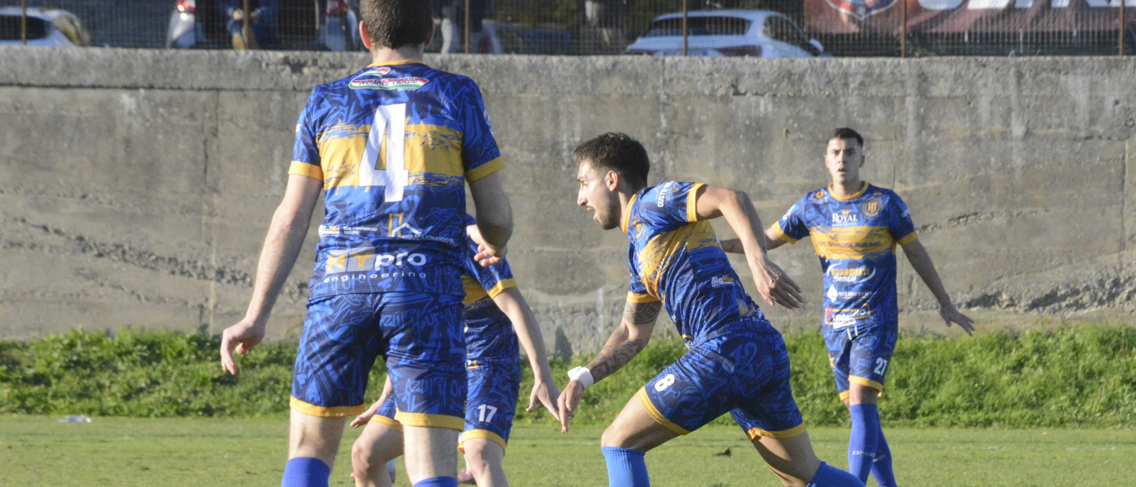 Promozione A,\u00A0riflettori sulla sfida PLM Morrone-Cassano. Il Mesoraca insidia la vetta contro lo Scalea\n