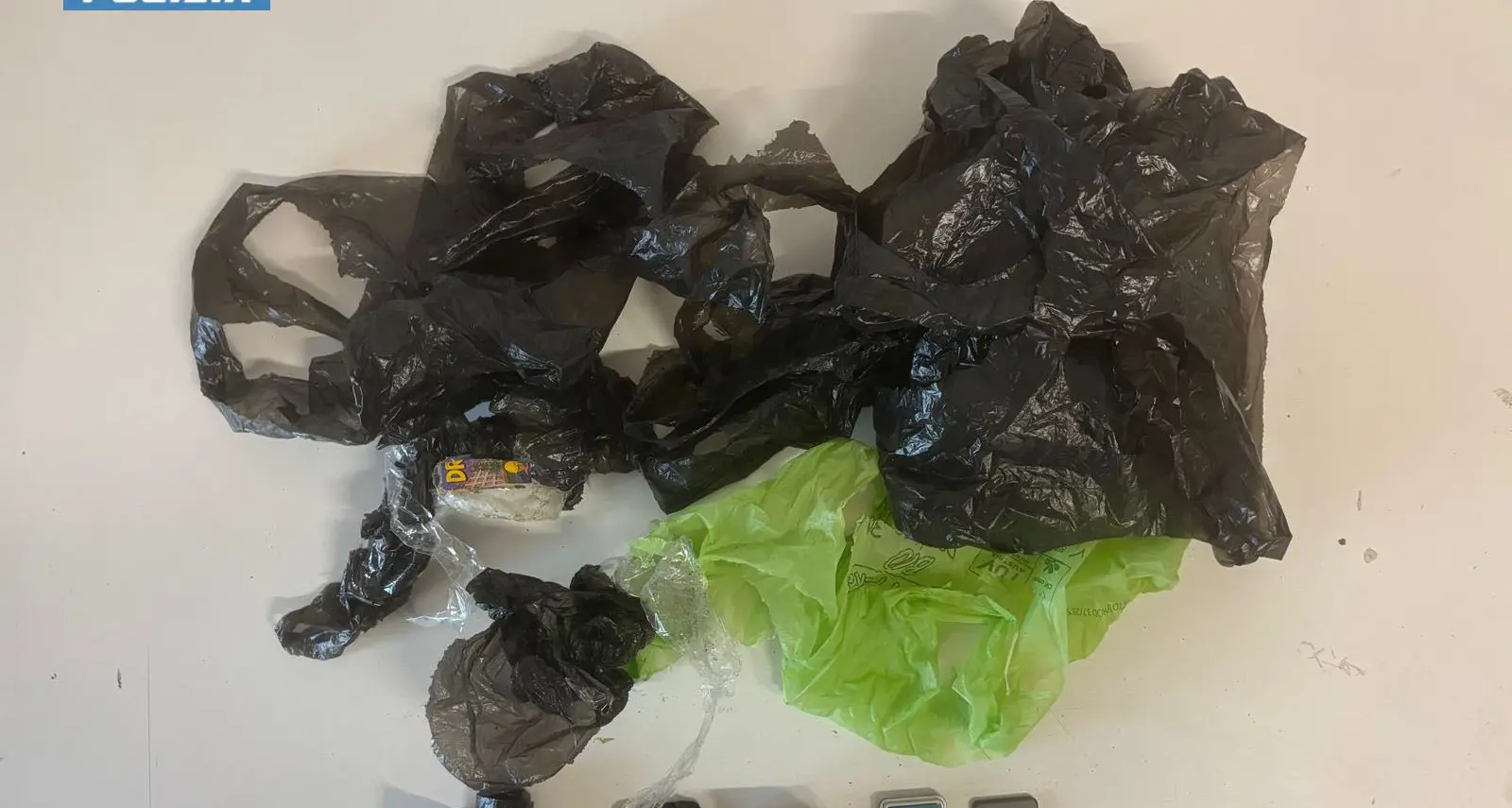 Hashish in casa e materiale per dosi, arrestato un uomo nell’Alto Ionio cosentino\n