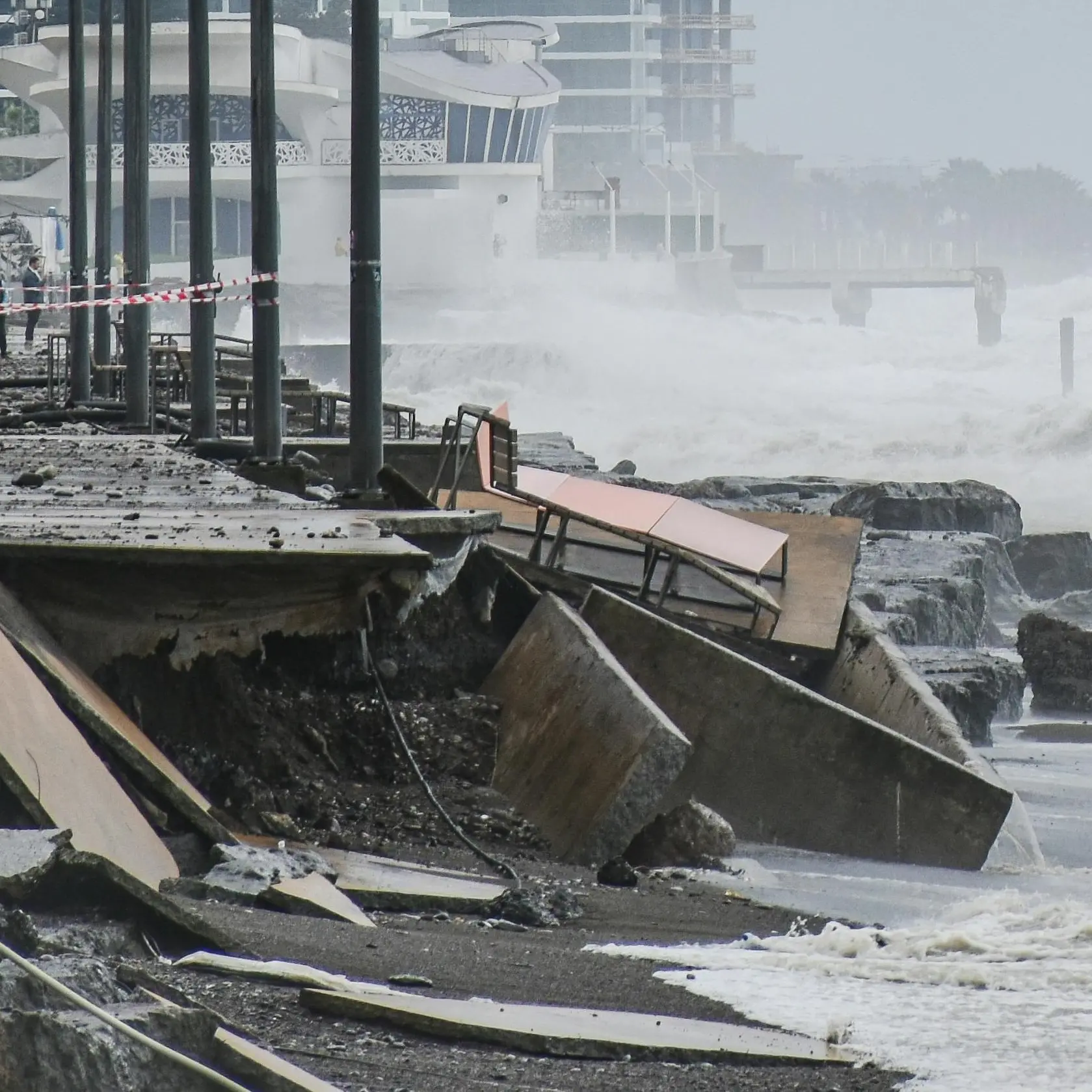 Ciclone Harry, il bilancio si aggrava: danni per oltre 2 miliardi in Calabria, Sicilia e Sardegna\n