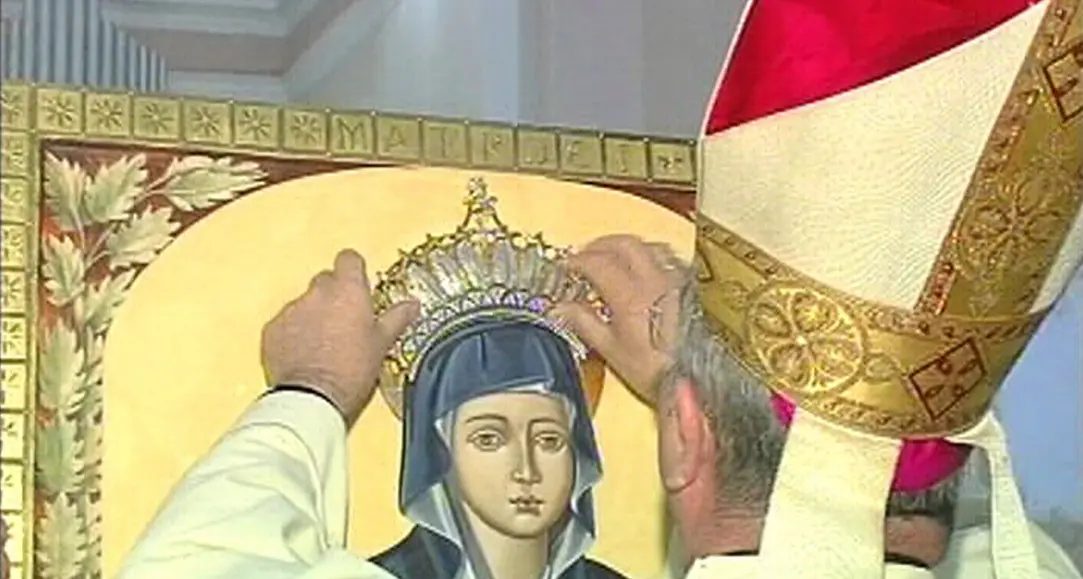 Furto in Cattedrale a Lamezia Terme: rubata una corona d’argento opera del maestro Affidato