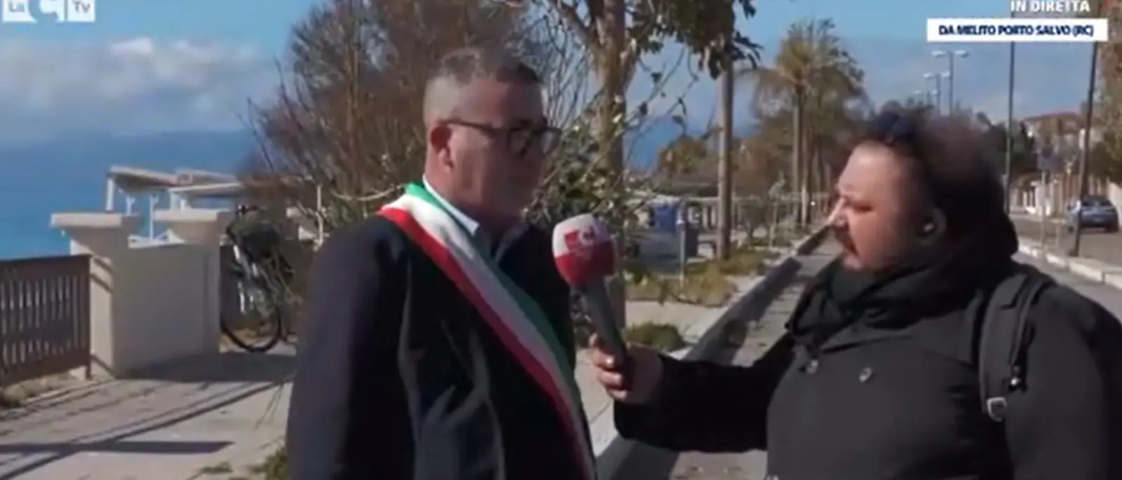 I sindaci dell’area grecanica rinnovano l’allarme il giorno della visita di Salvini: «Servono interventi immediati, senza aiuti rapidi economia a rischio»\n