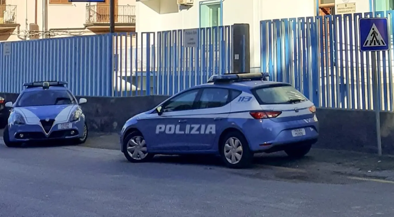 Aggressione in un locale di Corigliano-Rossano, il Questore dispone due DACUR\n