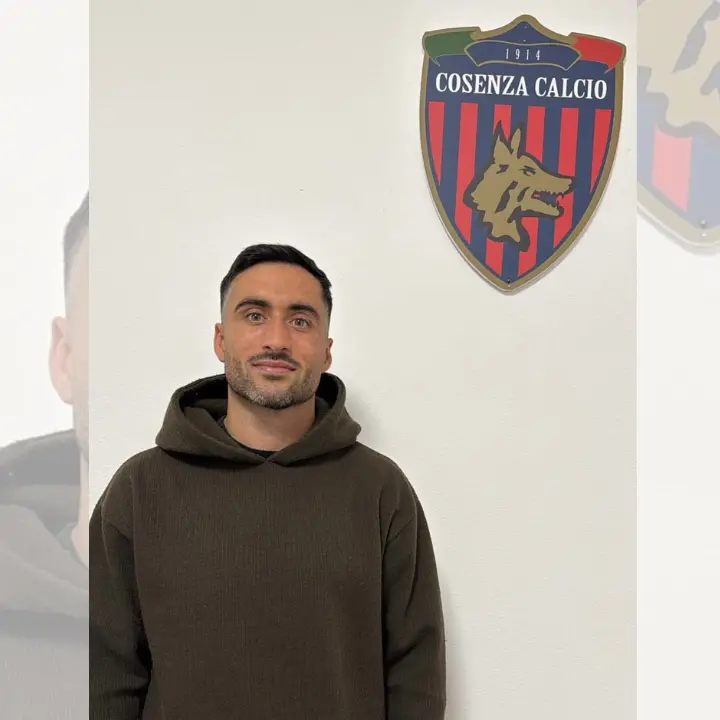 Cosenza, ufficiale il ritorno di Baez. Il fantasista a disposizione di Buscè da subito\n