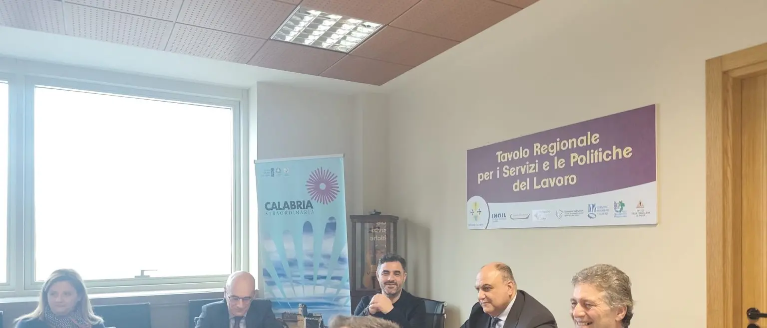 Regione Calabria e Unindustria Calabria avviano un tavolo permanente sul turismo per la programmazione quadriennale\n
