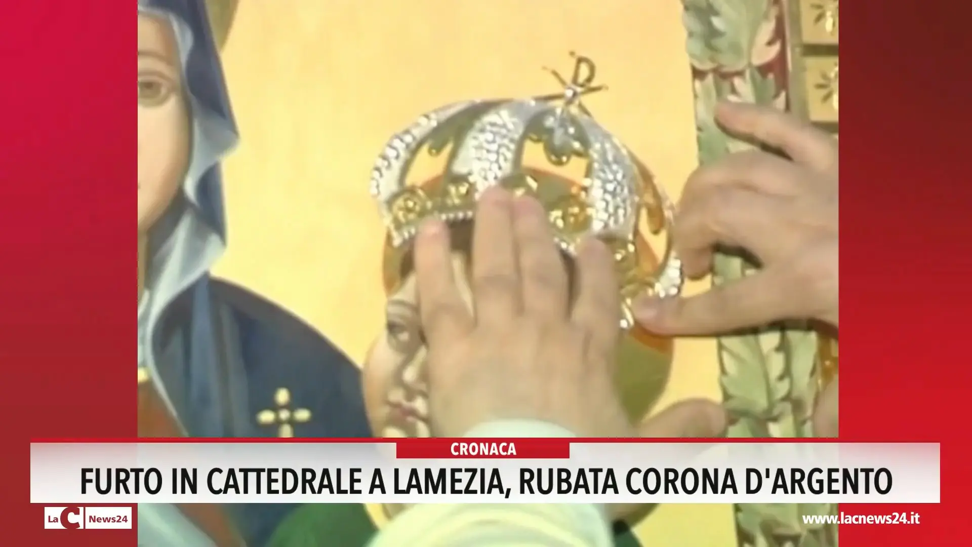 Furto in cattedrale a Lamezia, rubata corona d'argento
