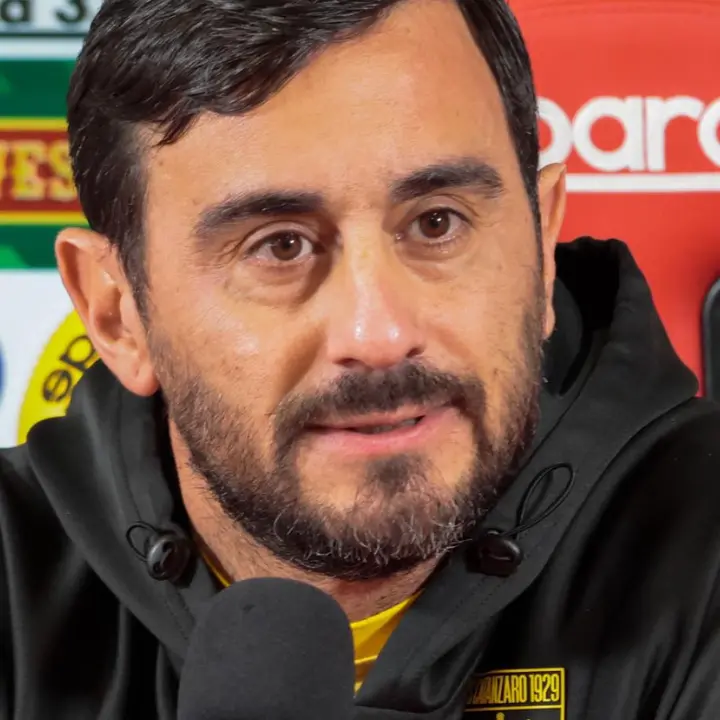 Catanzaro in scena\u00A0a Bolzano contro il Sudtirol,\u00A0Aquilani: «Sarà una partita intensa, dobbiamo farci trovare pronti». I convocati\n