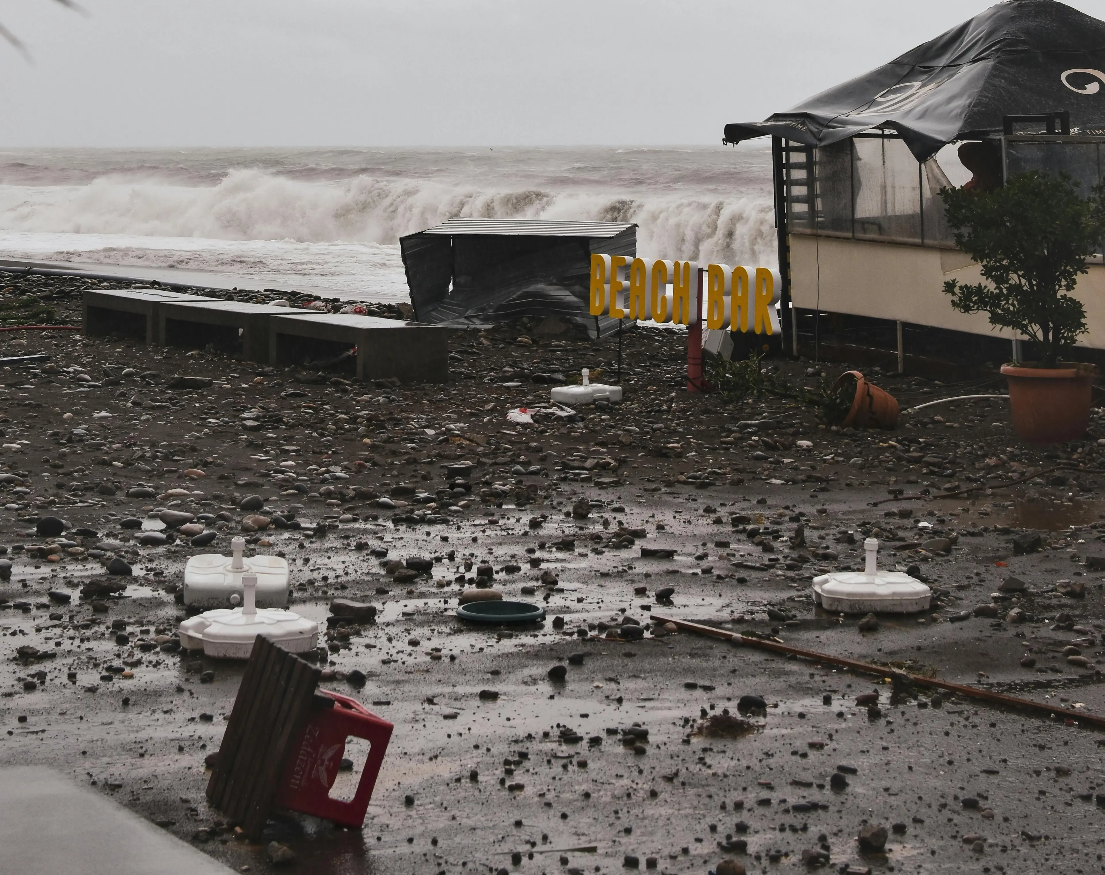 Clima ed economia, il conto delle calamità: due miliardi per Harry e il freno allo sviluppo del Sud\n