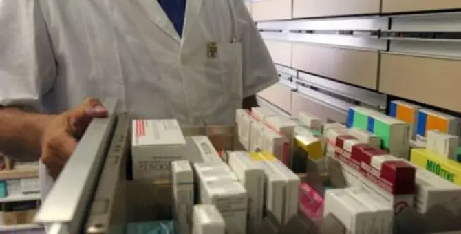 Calabria senza farmaci salvavita, De Cicco a Occhiuto: «Spieghi perché ai pazienti con ictus o embolia polmonare»\n