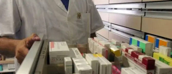 Calabria senza farmaci salvavita, De Cicco a Occhiuto: «Spieghi perché ai pazienti con ictus o embolia polmonare»\n