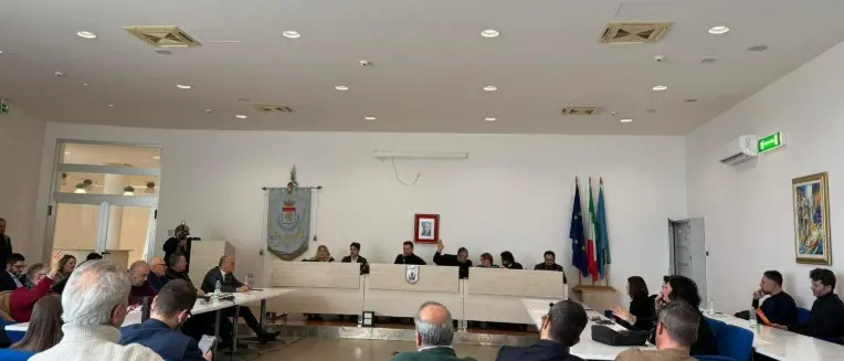 Nasce la Rete dei Comuni Pollino-Sibaritide, a firmare lo statuto 42 sindaci\n