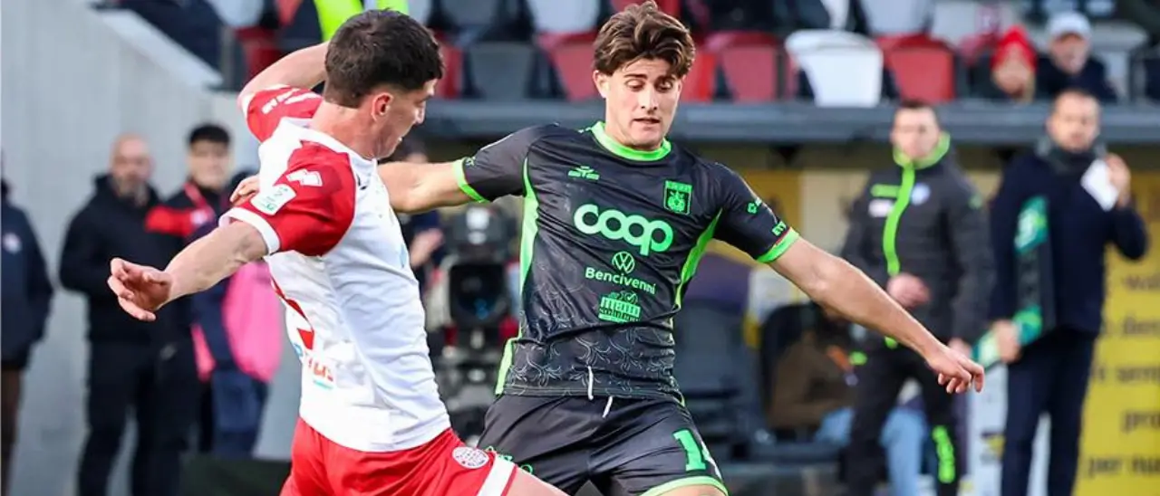 Sconfitta amara per il Catanzaro con\u00A0il Sudtirol, una ripresa a senso unico delle Aquile non basta. A Bolzano finisce 2-1\n