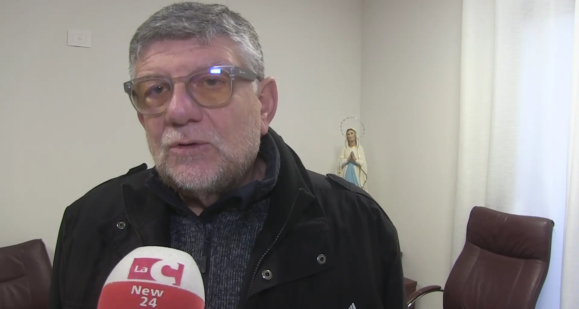 Don Piero Puglisi: “Famiglie insospettabili ci chiedono un sussidio o del cibo. I politici affrontino la situazione che è quasi al limite”