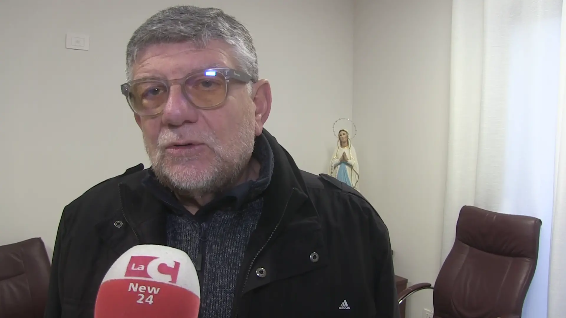 Don Piero Puglisi: “Famiglie insospettabili ci chiedono un sussidio o del cibo. I politici affrontino la situazione che è quasi al limite”