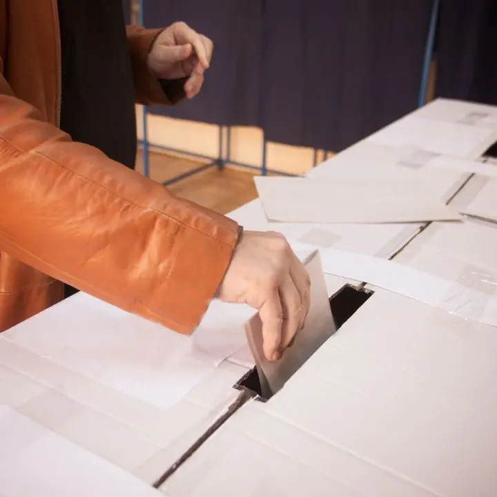 Referendum, i quasi 5 milioni di fuorisede non potranno votare: così\u00A0un diritto viene ridotto a variabile politica\n