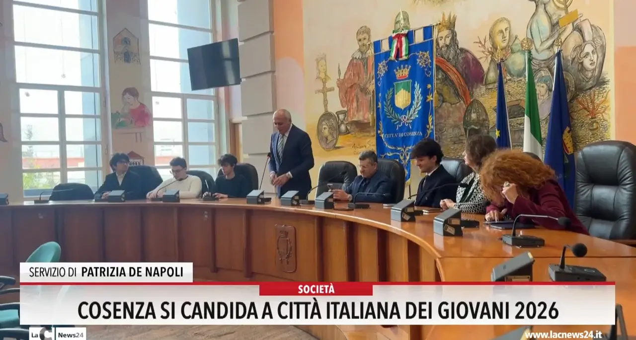 Cosenza si candida a città italiana dei giovani 2026