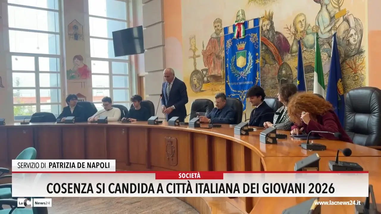 Cosenza si candida a città italiana dei giovani 2026