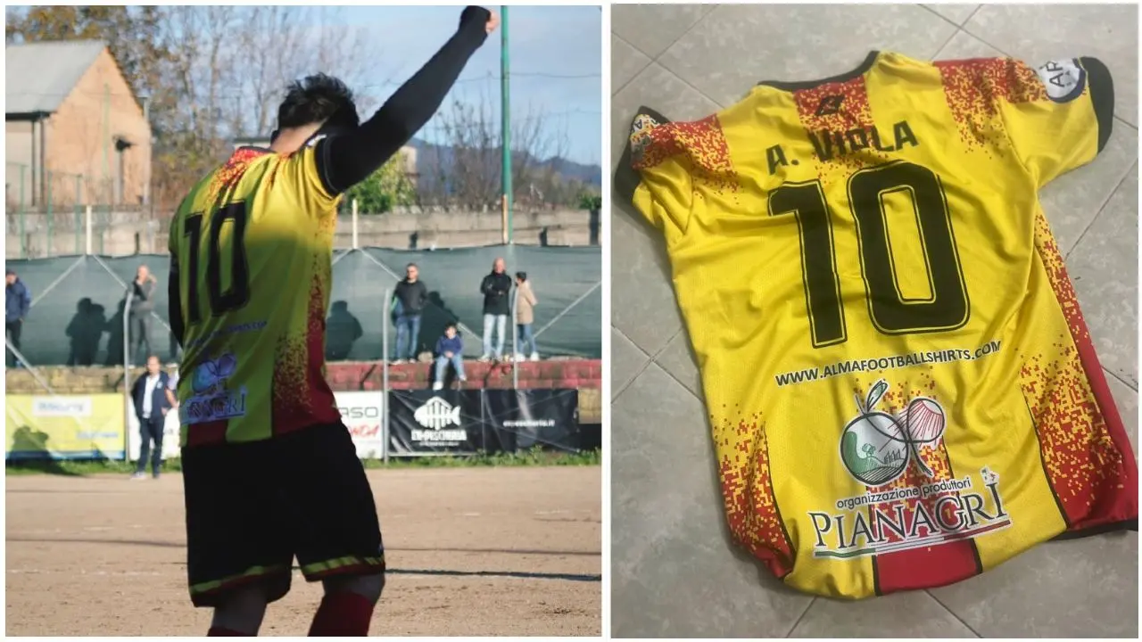 Taurianova Academy, bomber Viola raggiunge quota cento: «Il gol più bello? Quello in finale play off contro il Taverna»\n