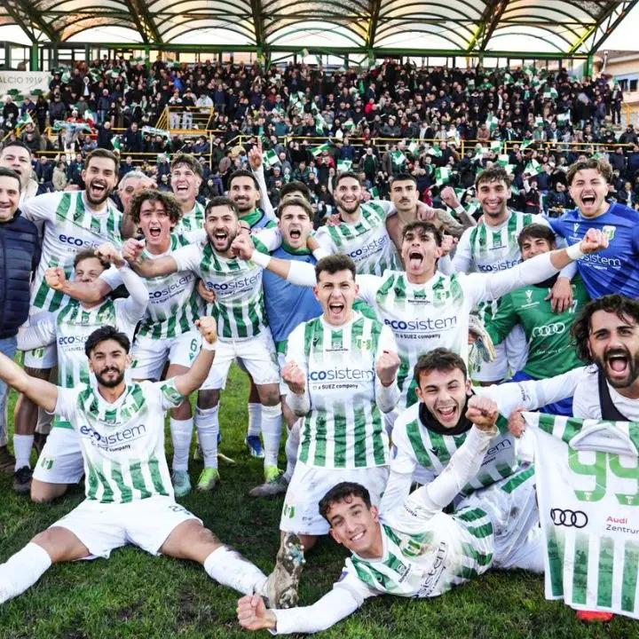 Vigor Lamezia, il derby è tuo: i biancoverdi battono 1-0 il Sambiase e fanno festa\n