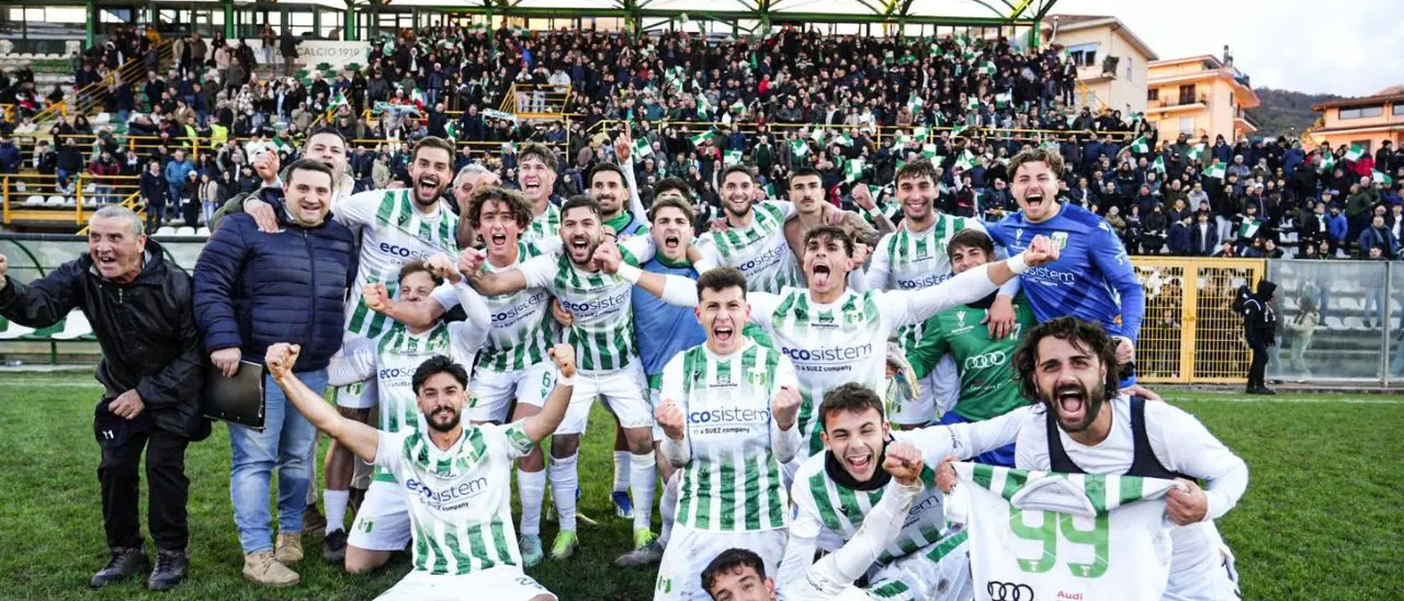 Vigor Lamezia, il derby è tuo: i biancoverdi battono 1-0 il Sambiase e fanno festa\n