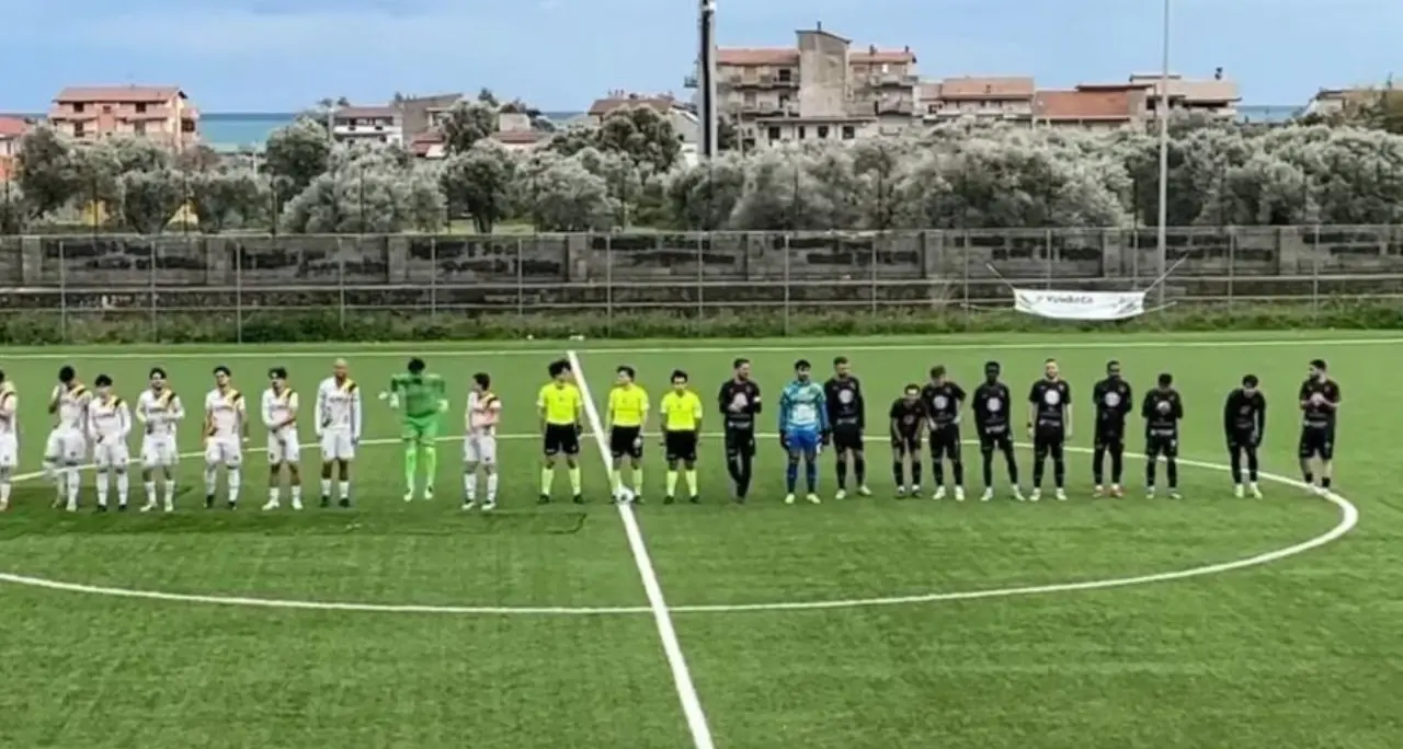 Promozione B, l’Ardore vince lo scontro diretto. Minniti: «Prestazione di sacrificio, nello spogliatoio ora tutti uniti»\n