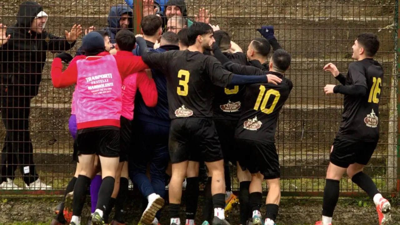 Promozione B, il treno Gioiosa Ionica alla sua settima vittoria di fila. Giovinazzo: «La squadra ha mentalità e voglia di fare bene»\n