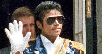 «I bambini vogliono toccarmi e abbracciarmi»: audio shock di Michael Jackson riaprono il nodo più oscuro della sua storia\n