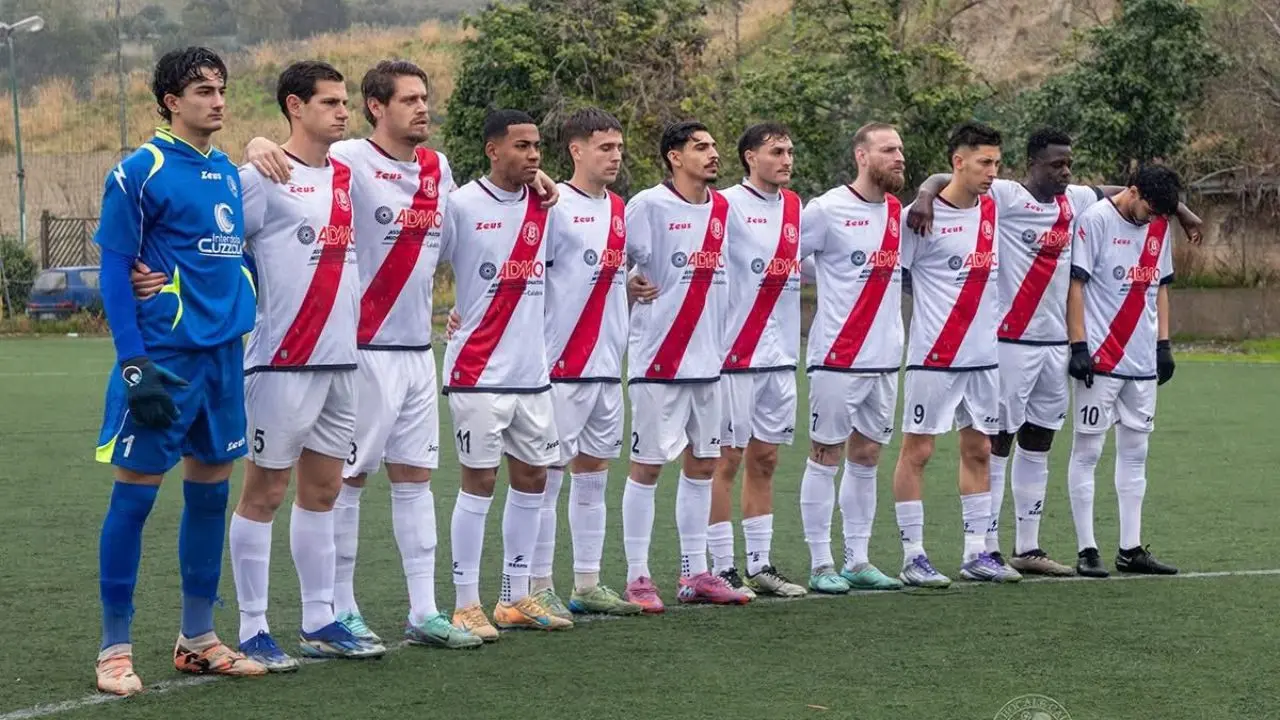 Eccellenza, il Praiatortora domina il Bocale. Cogliandro: «Buoni i primi 20 minuti, poi abbiamo perso l’orientamento»\n