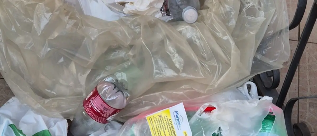 Raccolta differenziata, a Siderno\u00A0stretta sui rifiuti non conformi\n