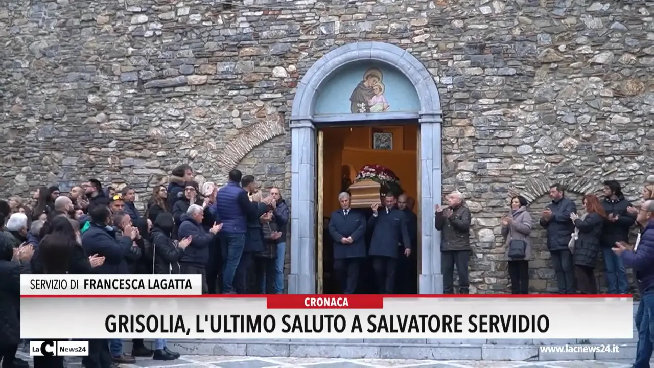 Grisolia, l'ultimo saluto a Salvatore Servidio