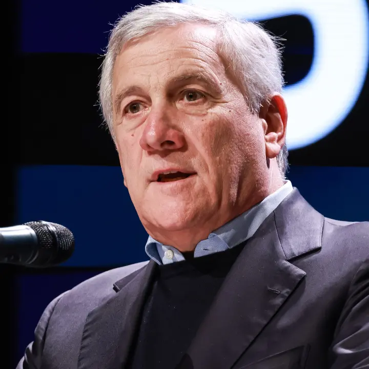 Ciclone Harry, Tajani in Sicilia: «100 milioni solo per le prime necessità, presto un decreto per le regioni colpite»\n